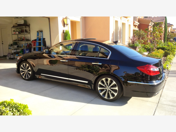 Thumbnail Photo undefined for 2012 Hyundai Genesis 5